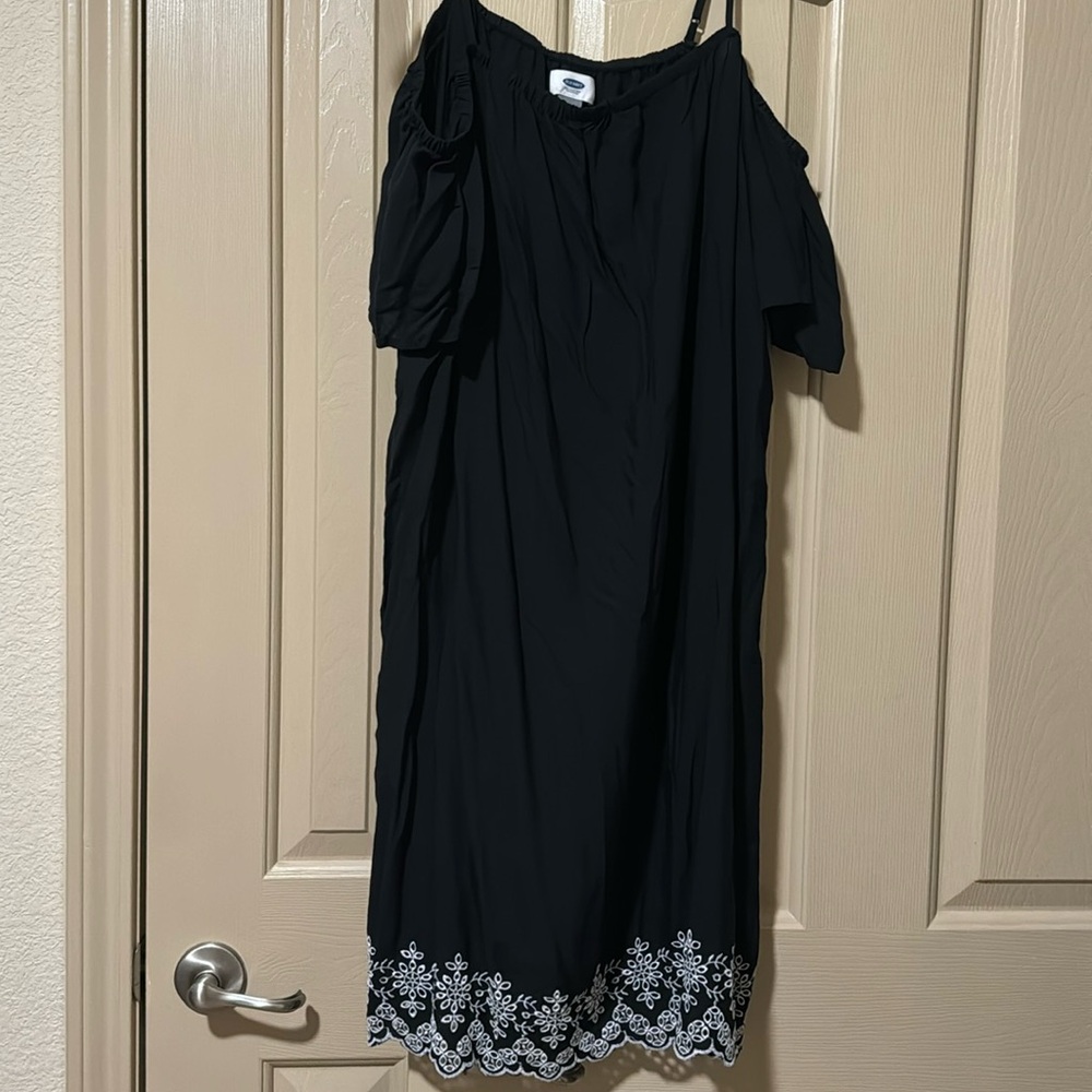 Old Navy Spaghetti Strap Black Dress Size L